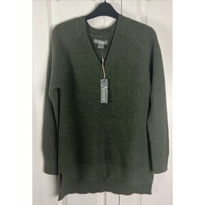 Natural Reflections Womens Sweater Size Small V-Neck Knit Olive Night Green A24